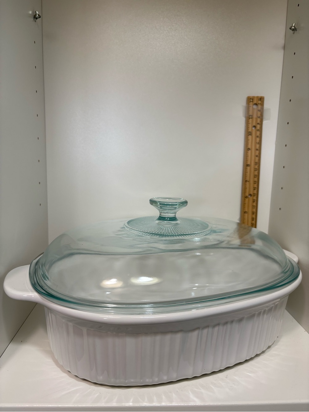 Corningware French White 4 Qt stoneware Baking Dish with Clear Glass Lid